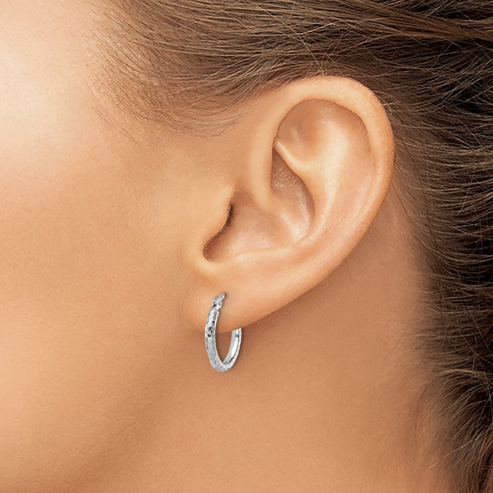 10k White Gold Diamond-cut 2mm Round Tube Hoop Earrings