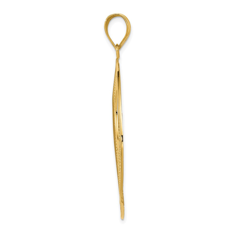 14K Wavy Floral Circle Pendant