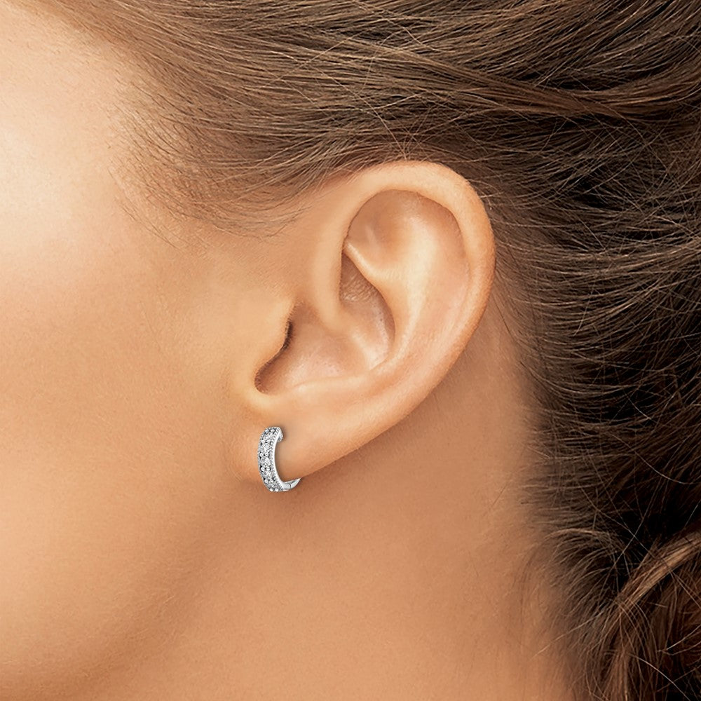 10k White Gold Diamond Milgrain Hinged Hoop Earrings