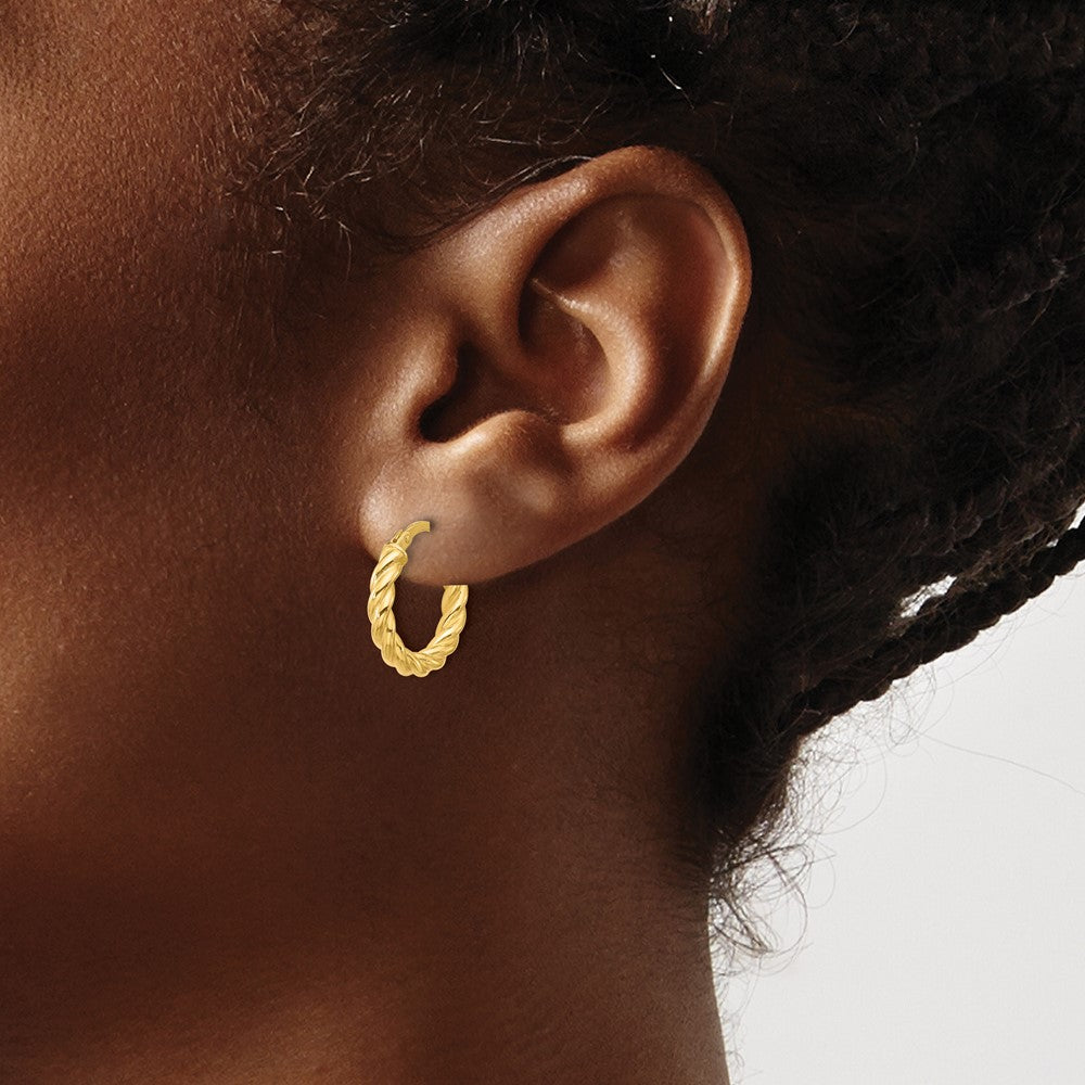 14K Polished and Twisted Round Hoop Earrings