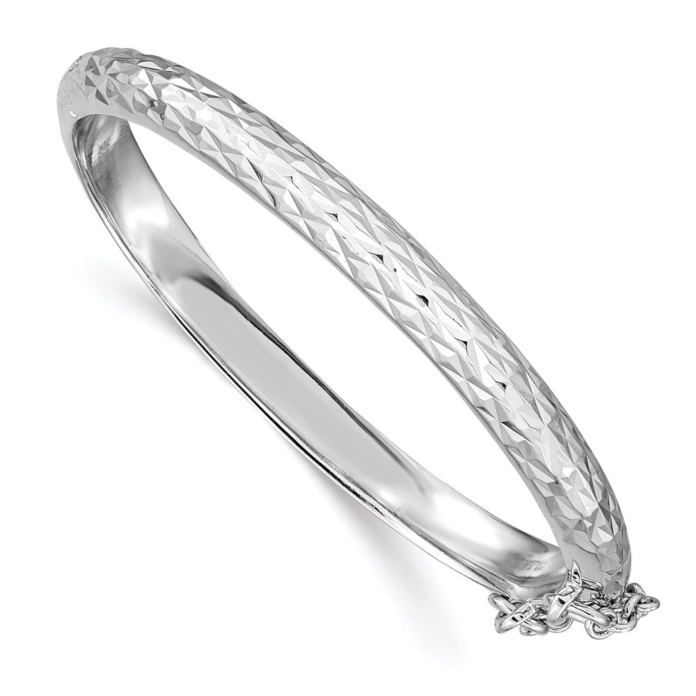 Polished;Flat back;Hinged;Sterling silver;Safety clasp;Diamond Cut