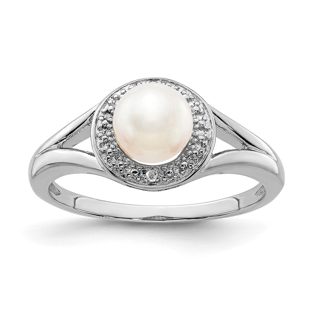 Polished;Sterling silver;Freshwater cultured pearl;Diamond;Rhodium-plated