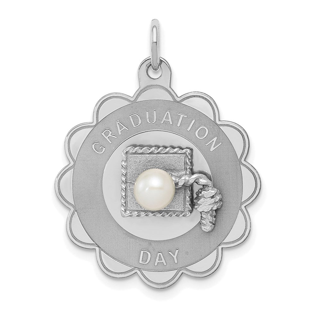 Solid;Die struck;Engravable;Sterling silver;Freshwater cultured pearl;Brocaded disc