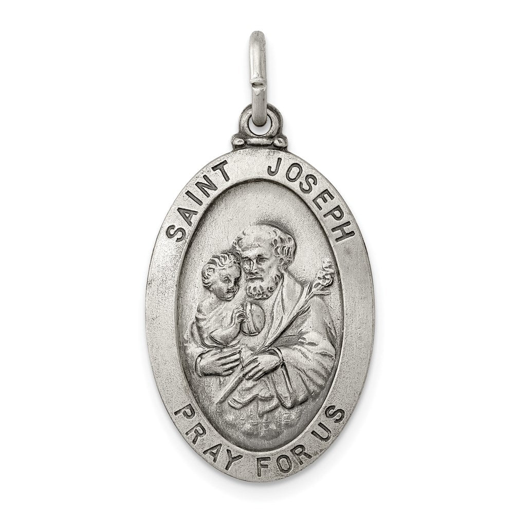 Solid;Satin;Die struck;Engravable;Antique finish;Sterling silver