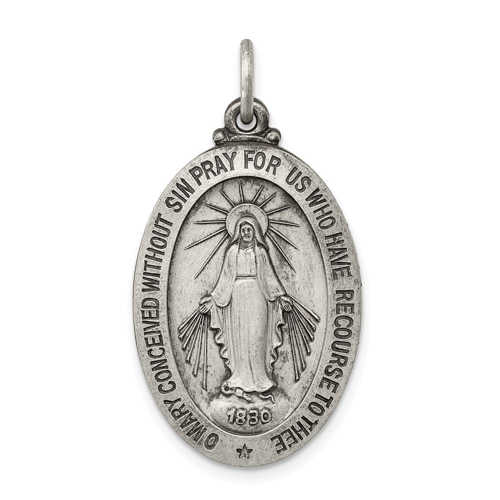 Solid;Casted;Polished;Die struck;Antique finish;Sterling silver;Not engraveable