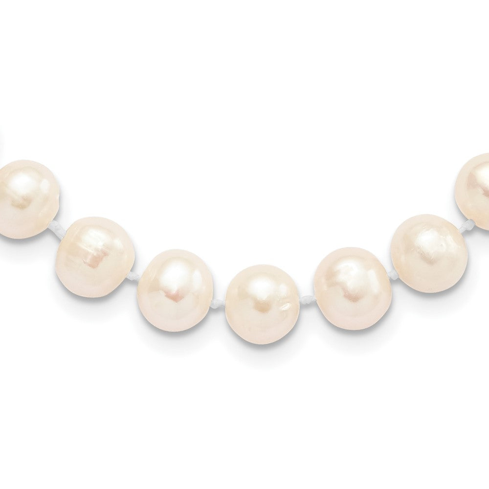 Sterling silver;Freshwater cultured pearl;Pearl clasp