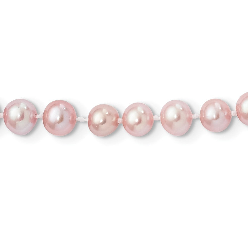 Sterling silver;Freshwater cultured pearl;Pearl clasp