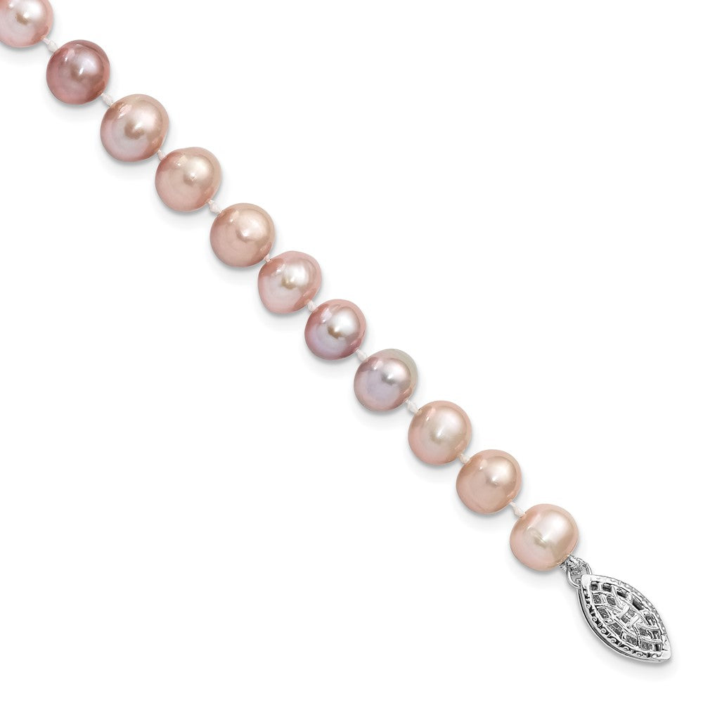 Sterling silver;Freshwater cultured pearl;Pearl clasp