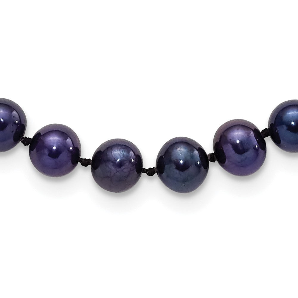 Polished;Sterling silver;Freshwater cultured pearl;Pearl clasp;Black