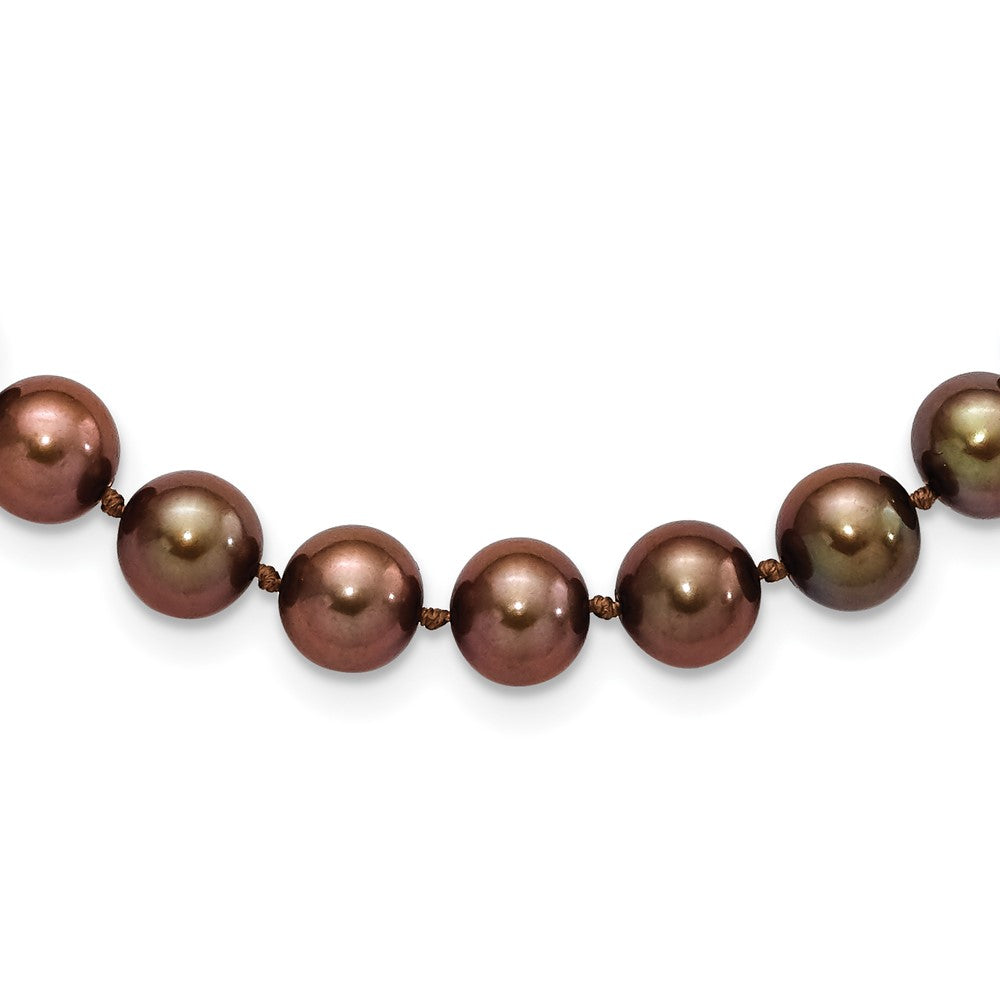Polished;Sterling silver;Freshwater cultured pearl;Pearl clasp;Brown