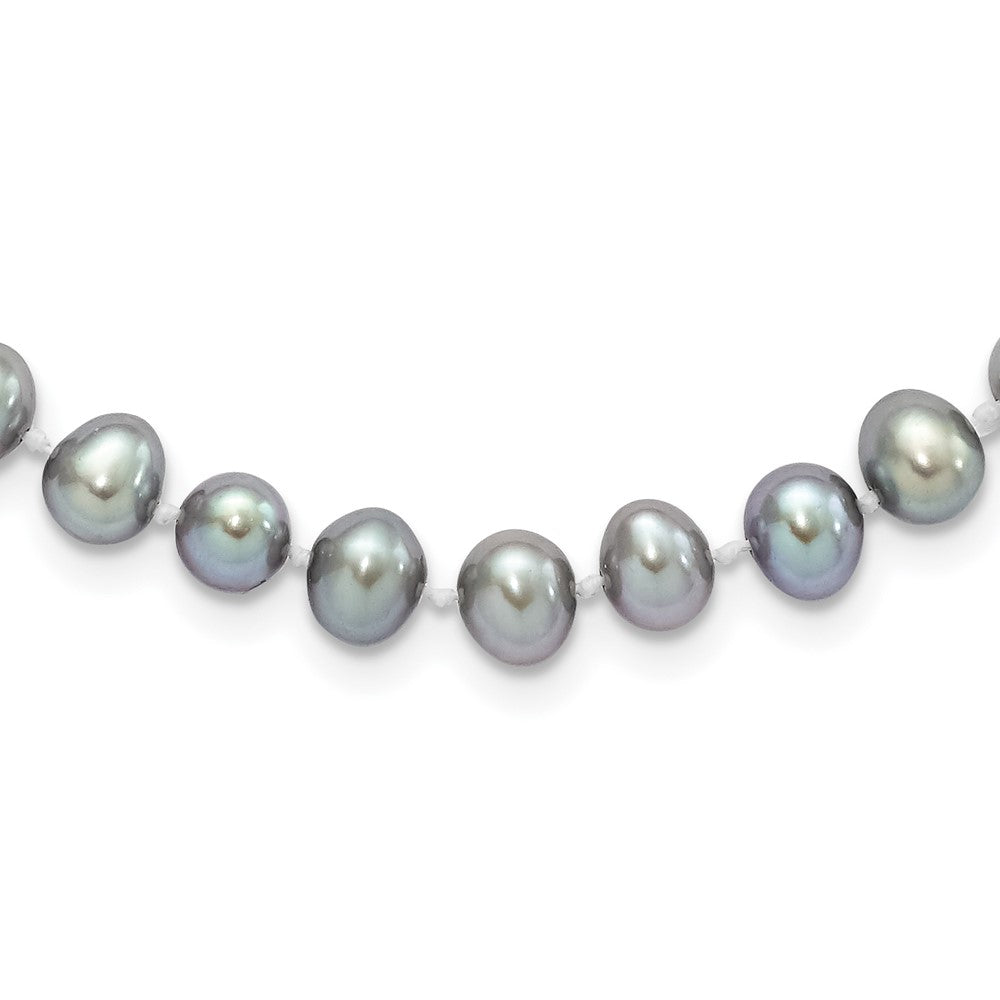 Polished;Sterling silver;Freshwater cultured pearl;Pearl clasp;Grey