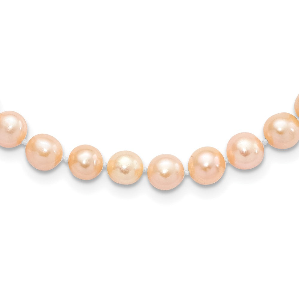 Polished;Sterling silver;Freshwater cultured pearl;Pearl clasp;Pink