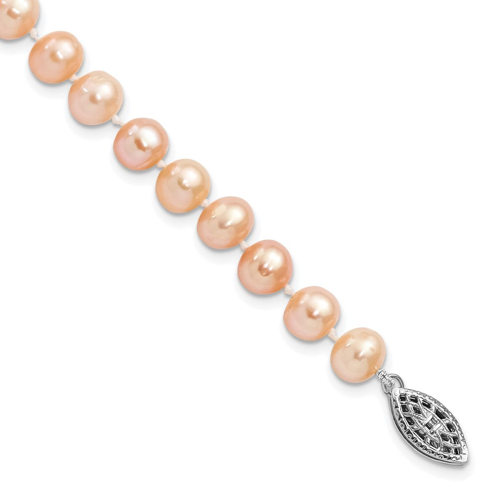 Polished;Sterling silver;Freshwater cultured pearl;Pearl clasp;Pink