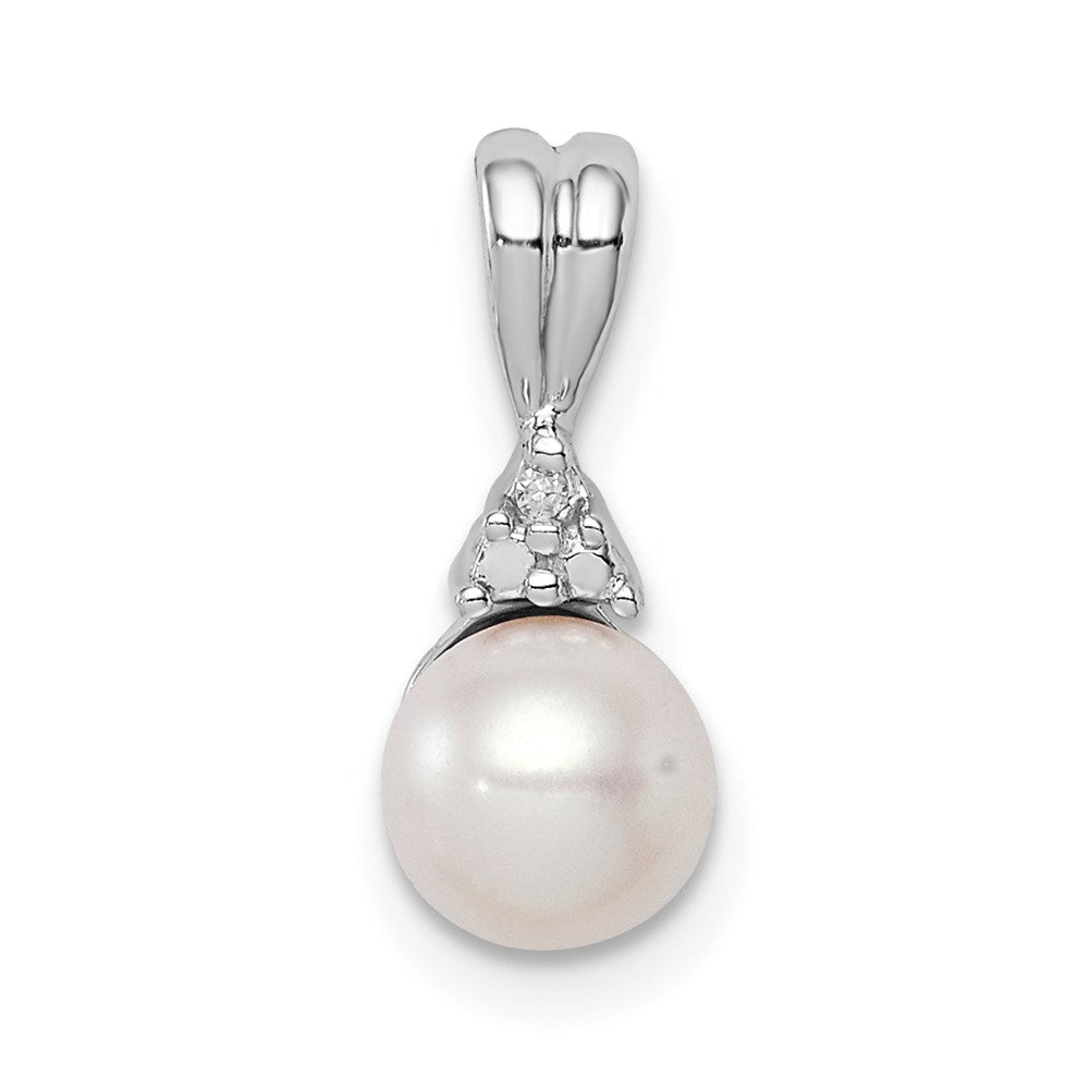 Polished;Sterling silver;Freshwater cultured pearl;Diamond;Rhodium-plated