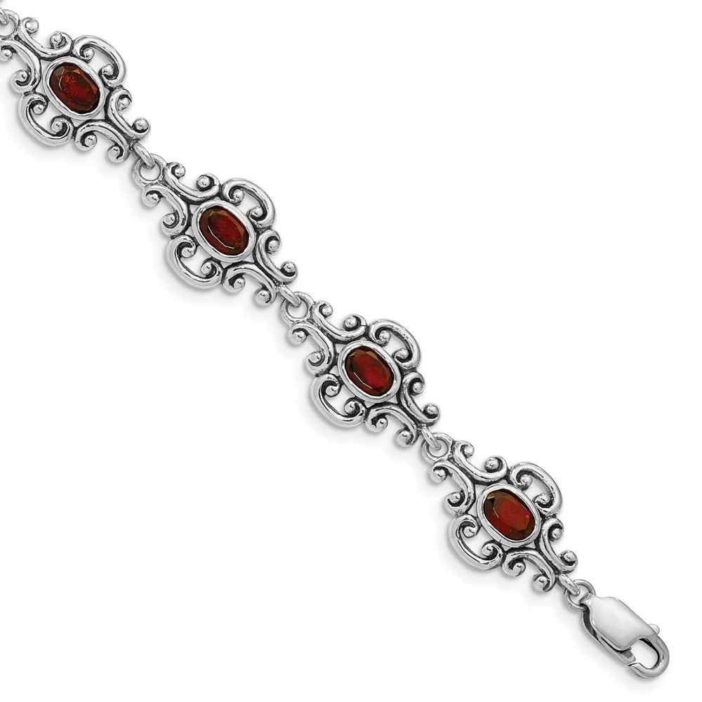 Casted;Polished;Lobster;Sterling silver;Garnet;Rhodium-plated;Antiqued