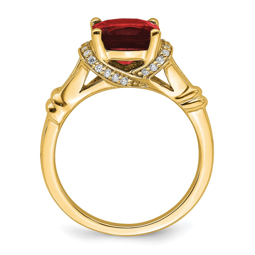 14k Garnet and Diamond Ring