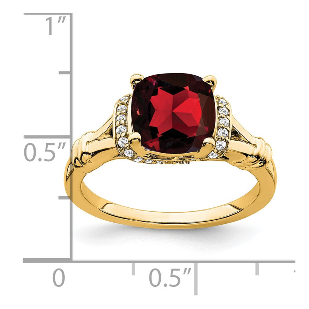 14k Garnet and Diamond Ring