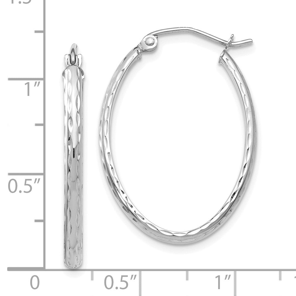 14k White Gold 2.5x29mm Lightweight Diamond-cut Oval Tube Hoop Earrings
