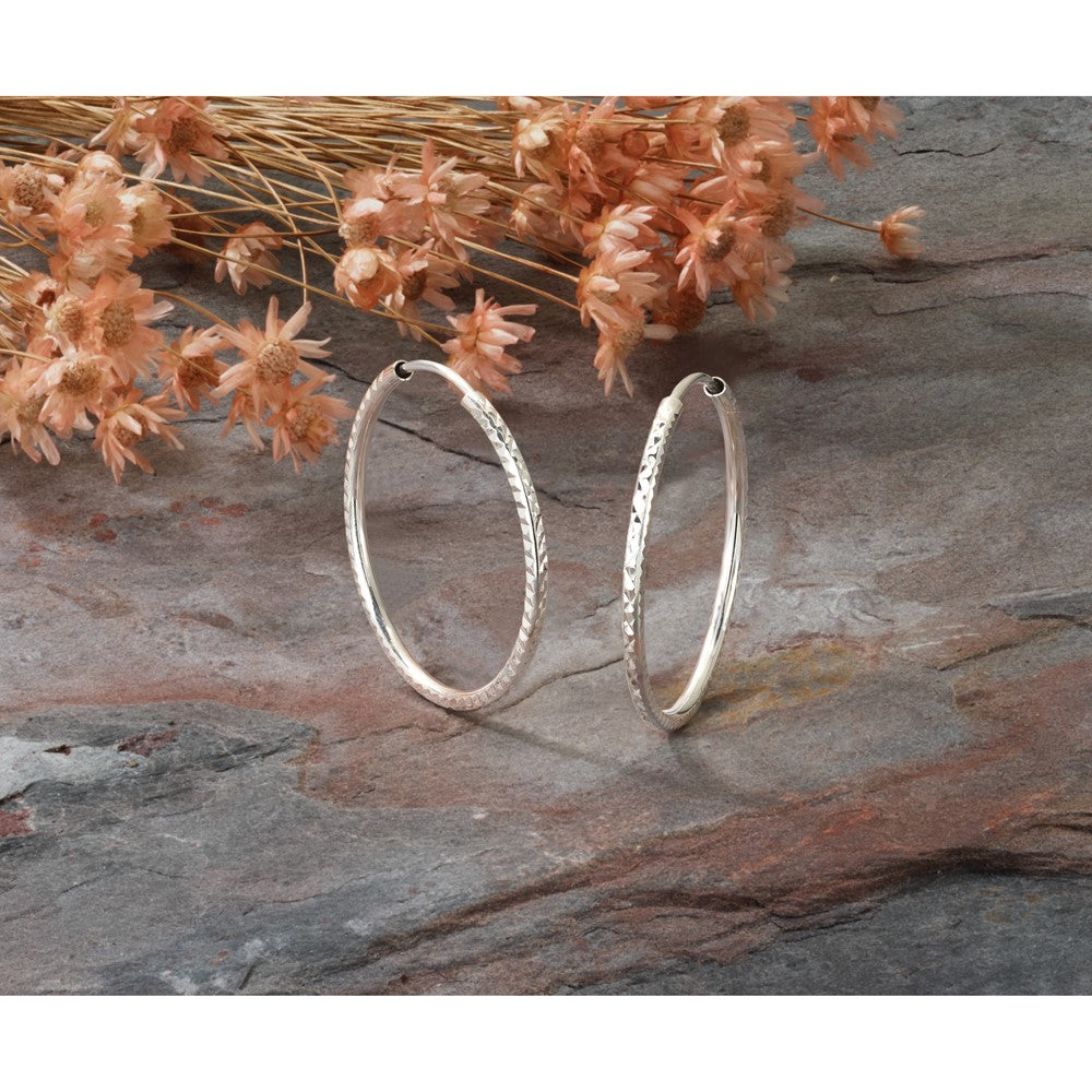 14k White Gold 1.50x25mm Diamond-cut Endless Tube Hoop Earrings