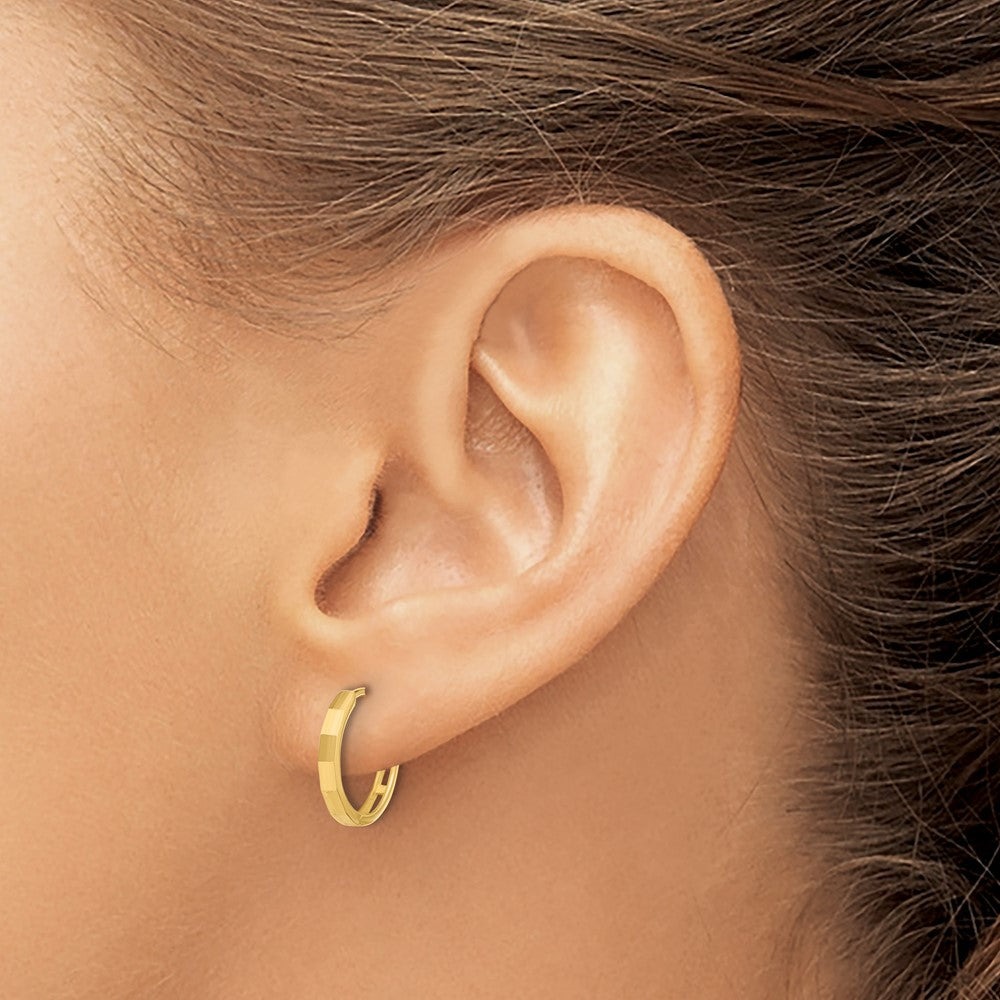 14K Polished and Diamond-cut Hinged Hoop Earrings