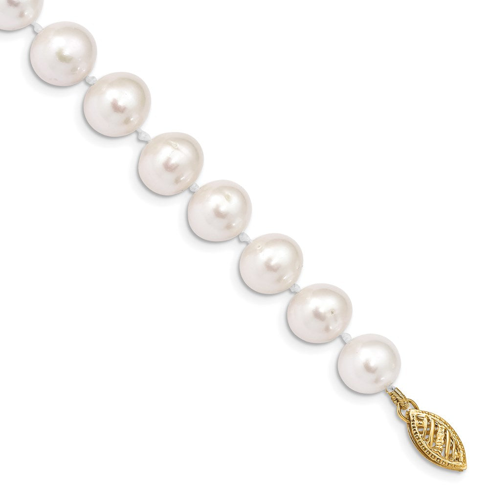 14k Yellow gold;Freshwater cultured pearl;Pearl clasp