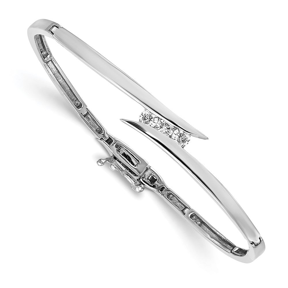 Solid;Casted;Polished;14K White gold;Open back;Hinged;Genuine;Diamond;Safety clasp;No safety bar;AA quality