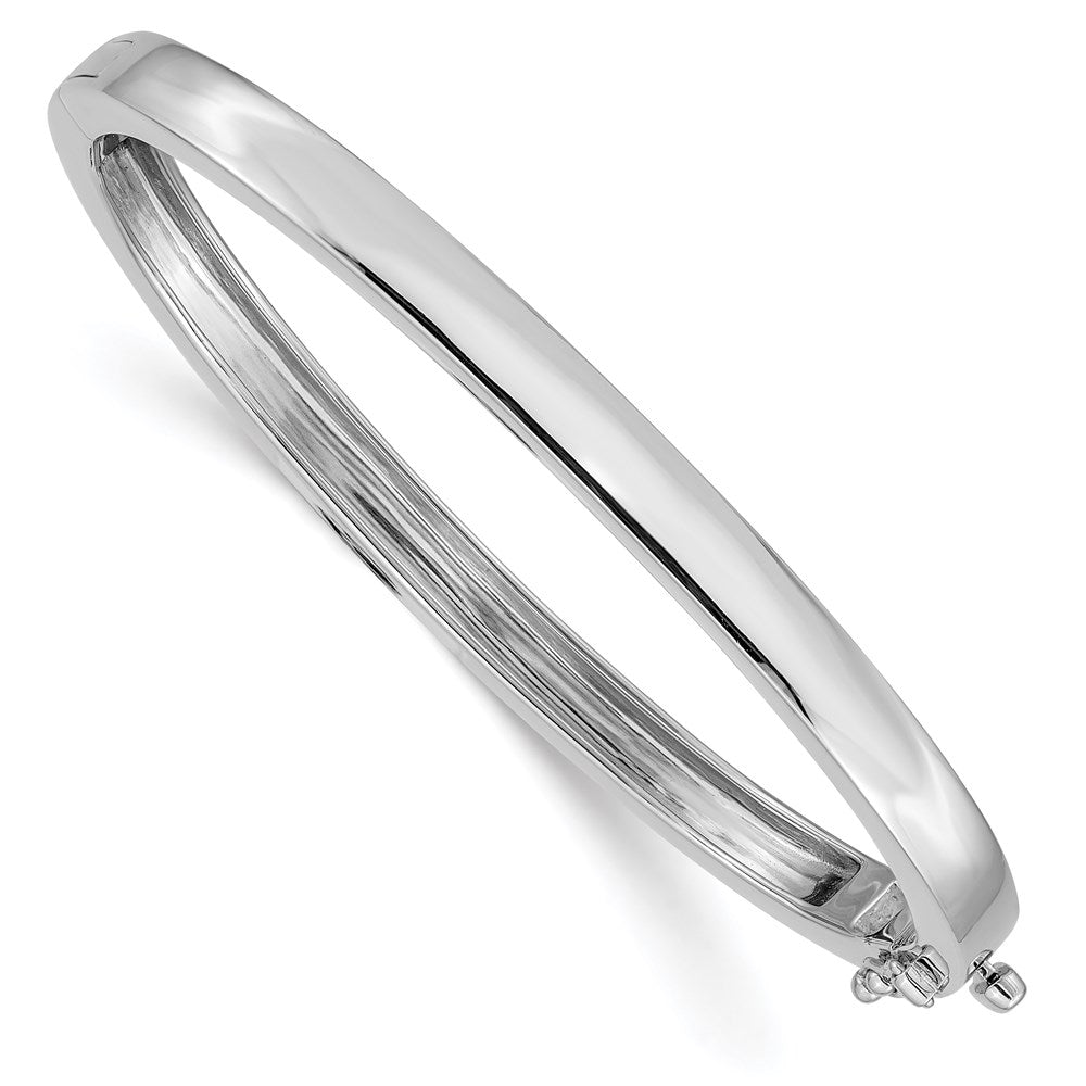 Solid;Casted;Polished;14K White gold;Open back;Hinged;Safety clasp;No safety bar