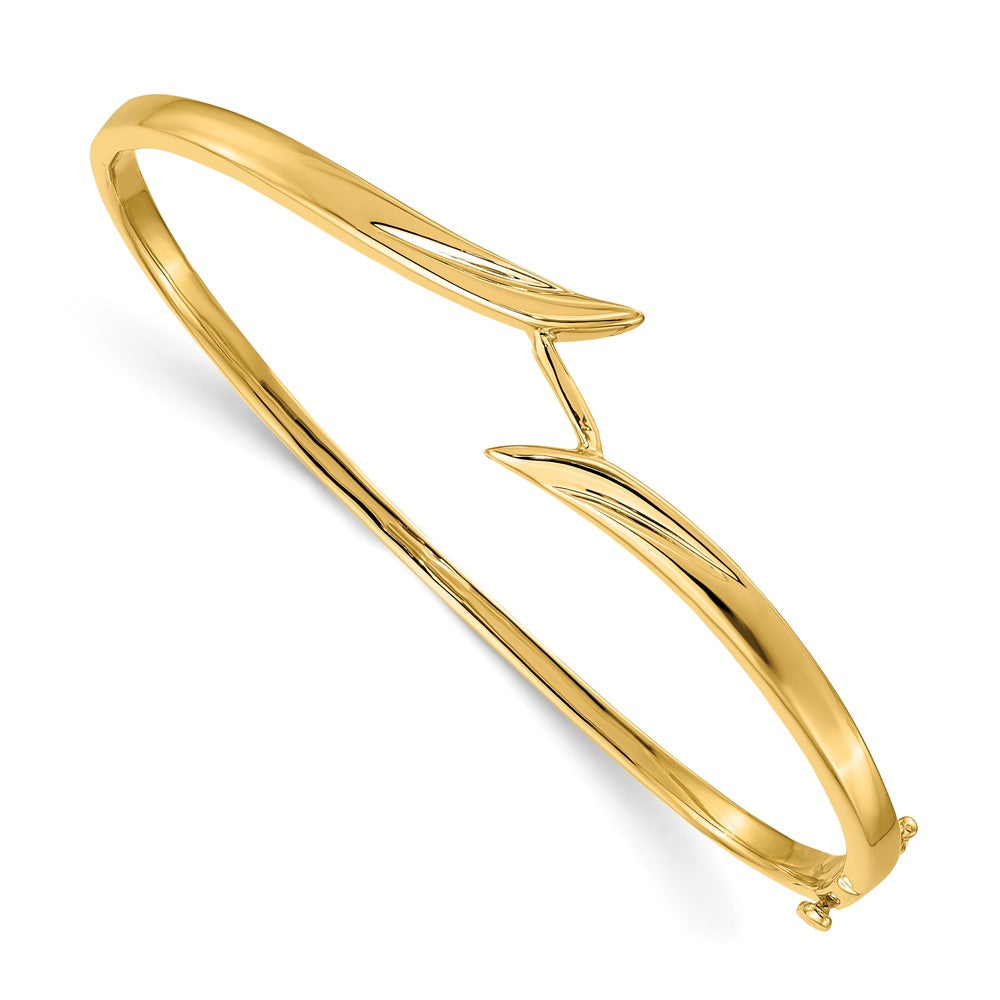 Solid;Casted;Polished;14k Yellow gold;Open back;Hinged;Avail. in 18k yellow gold;Avail. in platinum;Safety clasp;No safety bar;Avail. in 18k white gold;Oval