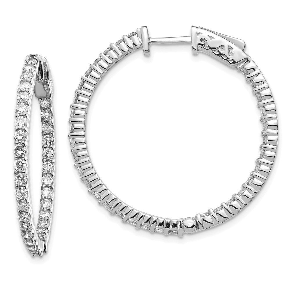 Polished;14K White gold;Hinged;Safety clasp