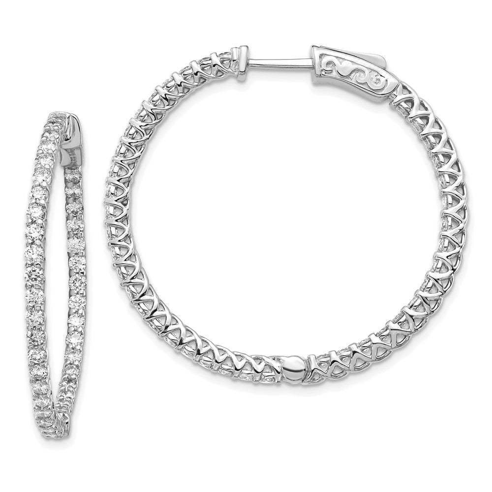 Polished;14K White gold;Hinged;Safety clasp