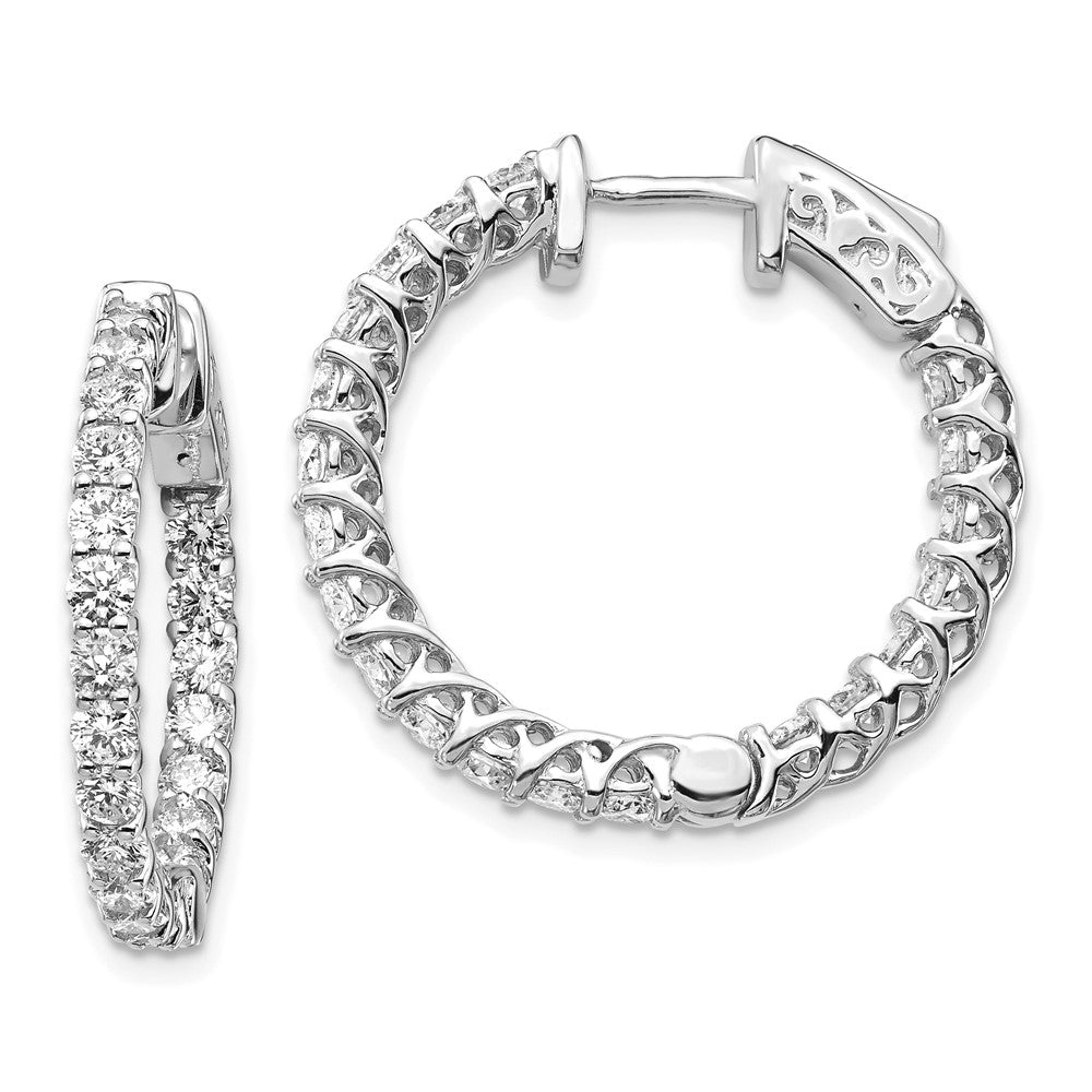 Polished;14K White gold;Hinged;Safety clasp