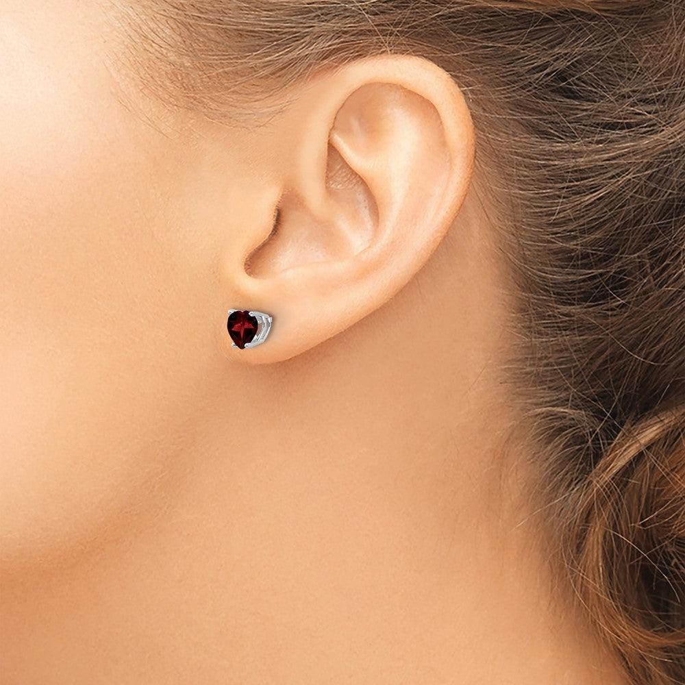 14k White Gold 6mm Heart Garnet Post Earrings