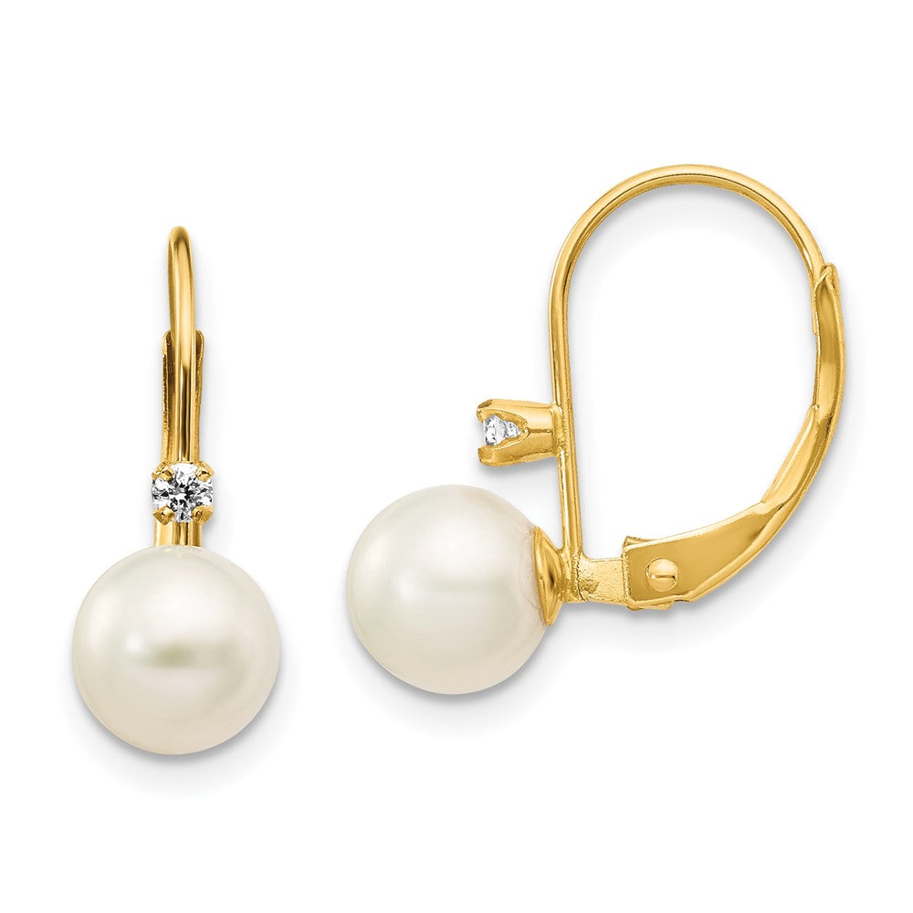 14k Yellow gold;Leverback;Freshwater cultured pearl