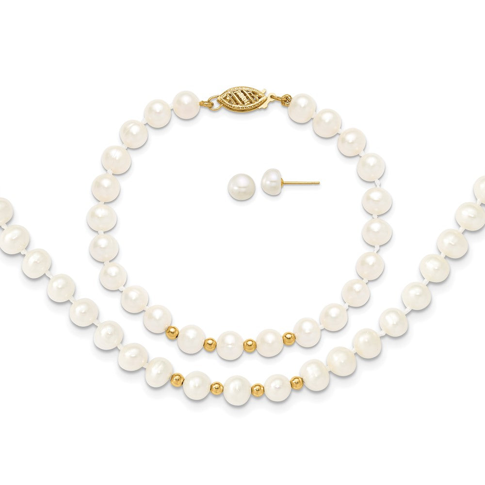 14k Yellow gold;Post;Freshwater cultured pearl;Pearl clasp