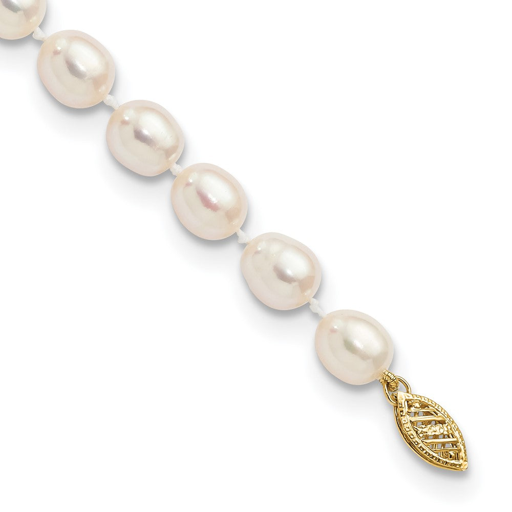 14k Yellow gold;Freshwater cultured pearl;Pearl clasp;Rice