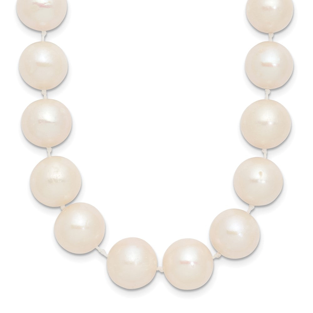 14k Yellow gold;Freshwater cultured pearl;Ball and Hook clasp