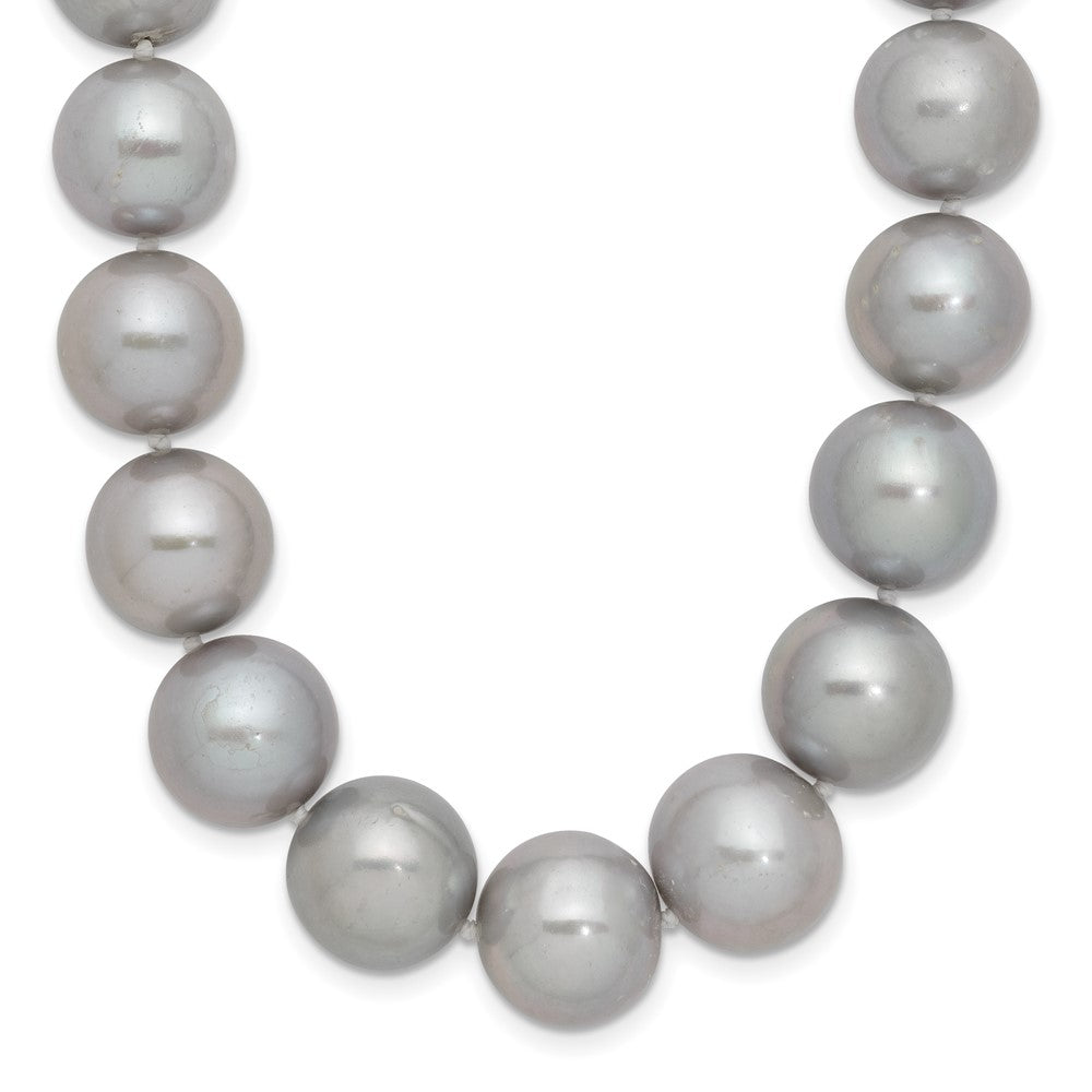 14K White gold;Dyed;Freshwater cultured pearl;Ball and Hook clasp