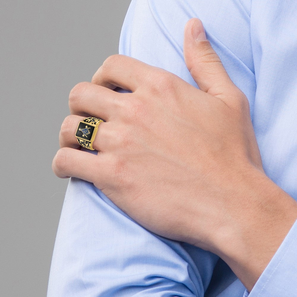 14k Men's Polished and Textured with Black Enamel and Onyx Masonic Ring